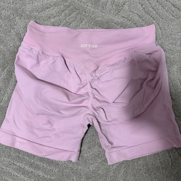 Dfyne Impact Shorts in Light Pink 4.5” - Picture 3 of 3